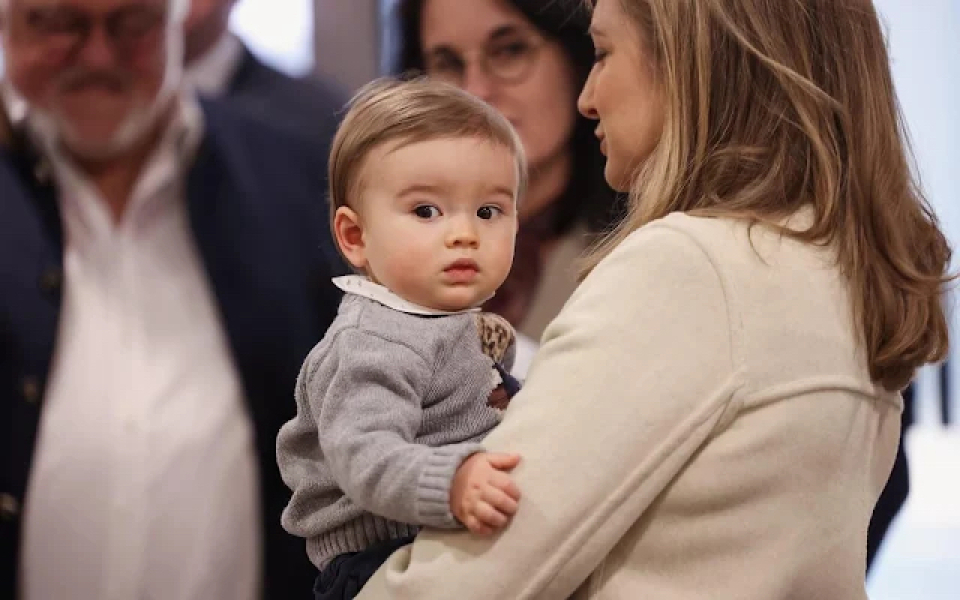 Royal Style: Tea and Tiaras - no stylish woman left behind!