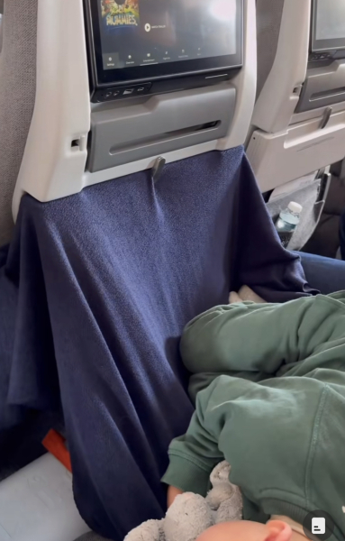 Toddler on a 10h flight