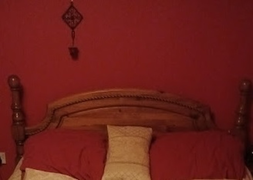 Bedroom colour - baked cherry or theatre red