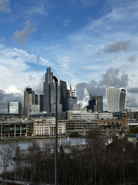 Come and tell me your dull and unexciting news 29: Calmly through the day