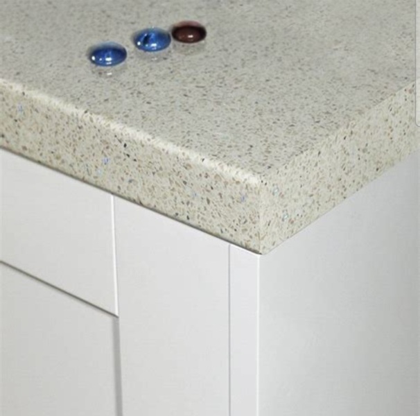 If you have a white kitchen, can you tell me what counter surface you have