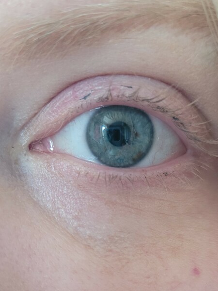 For all those 'what colour are my eyes' posts