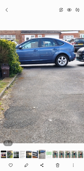 I live in a road with a school