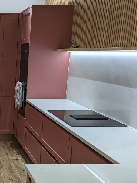 Does anyone have a kitchen extractor fan on an internal wall?