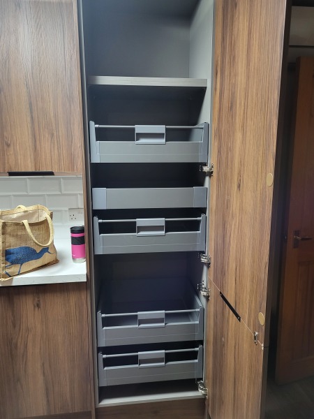 What style of Howdens Kitchen is this?