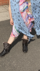 To step in regarding 7yo's clothing choices