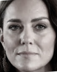 Kate's photo appears "manipulated"?