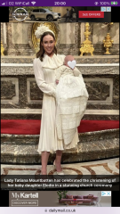 Royal Style: with hope, our threads continue