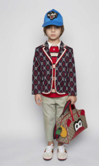 Lovely new photo of Catherine and the children has been released