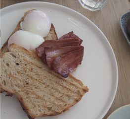 Poached egg- the apparatus...