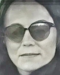 Kate's photo appears "manipulated"?