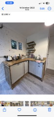 Kitchen worktops made of scaffolding boards