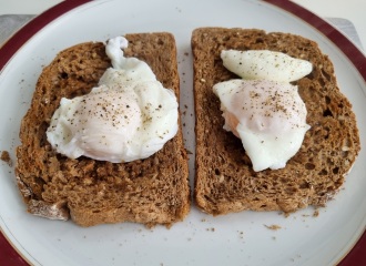 Poached egg- the apparatus...