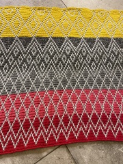 Can anyone recommend a "learn to crochet" kit for an impressively incompetent novice?