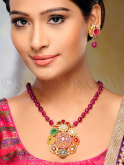 Please help me buy some jewellery pieces