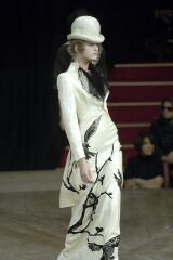 Les Parisiennes des Mamanset: On the Advent of Newness