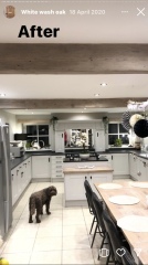 What colour kitchen woodwork?
