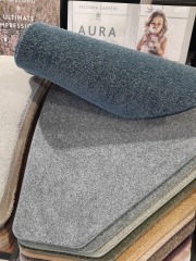 Stair carpet colour help please (with pics)