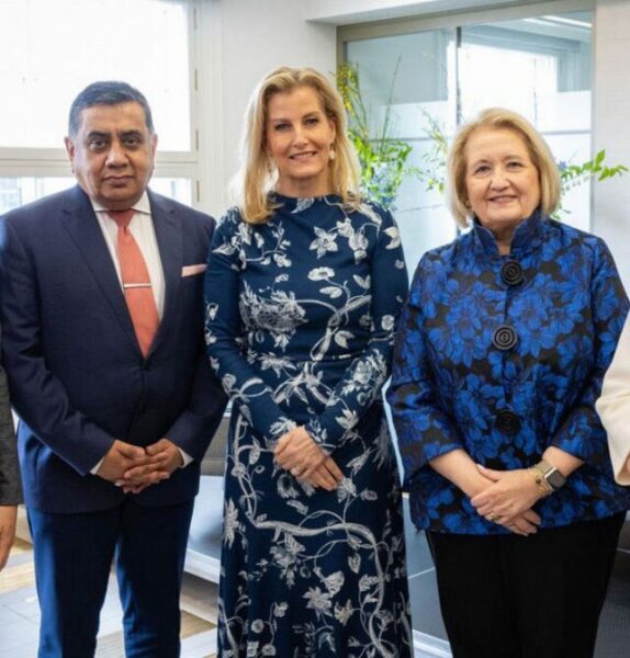 Royal Style: with hope, our threads continue