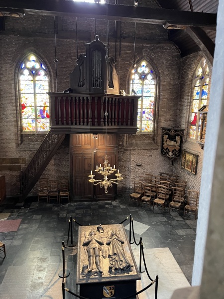 Struggling with Dorothy Dunnett!