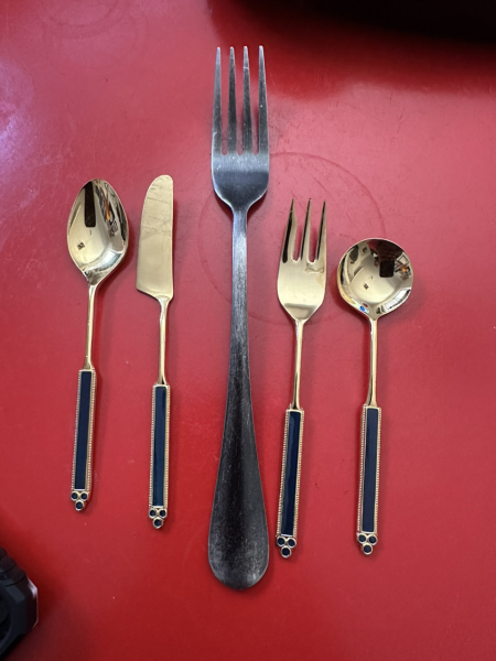 What type of cutleries are these