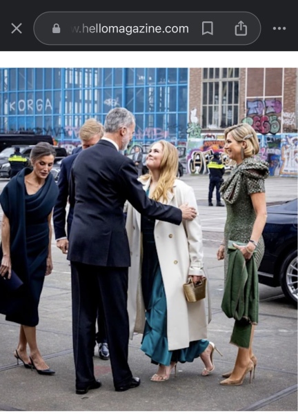 Royal Style: with hope, our threads continue