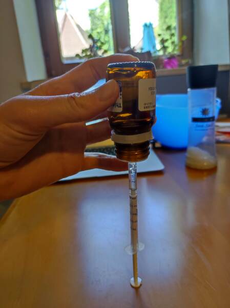 To ask for advice - trying to give a syringe dose from a medicine bottle?