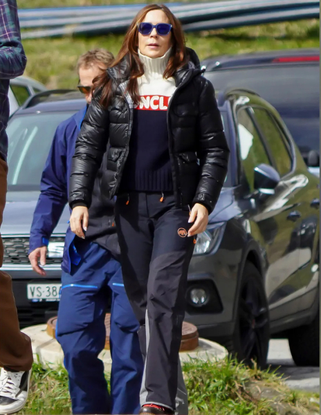 Royal Style: with hope, our threads continue