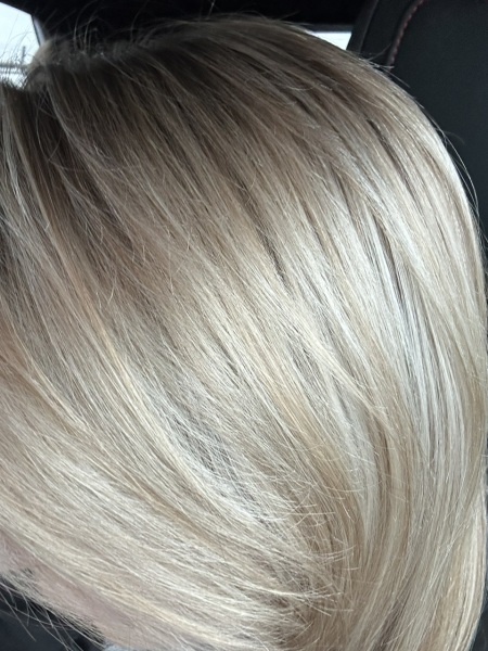 One for blonde colour experts.