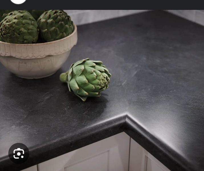What to paint the kitchen with these worktops