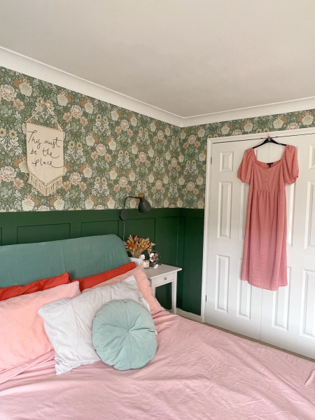 What's the most beautiful wallpaper you've seen?