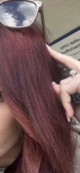 AIBU to complain about a dye job done on a salon that is a bit crap??