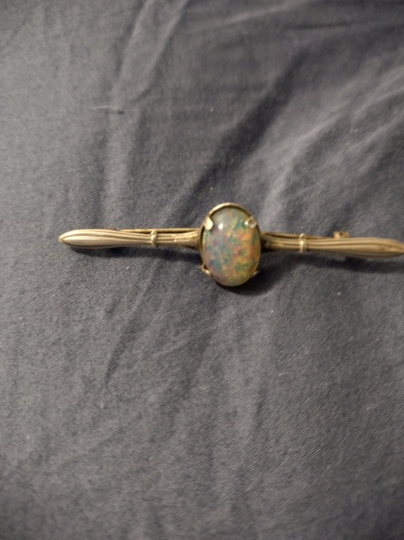 Which way to wear this brooch?