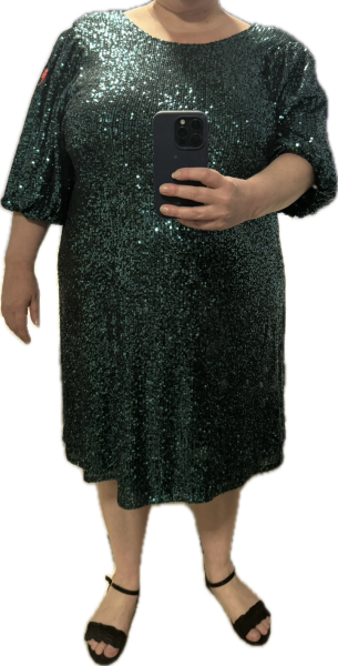 What would you wear age 43, size 22, for a night out dancing?