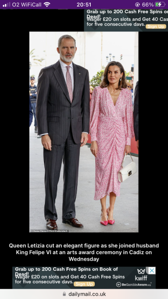 Royal Style: with hope, our threads continue