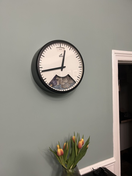 Does anyone have a Bramwell Brown weather clock?