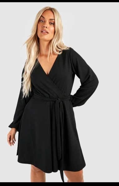 What shoes would you wear with this dress?