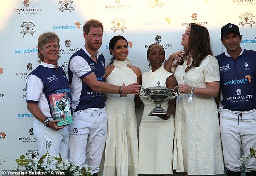Meghan, Duchess of Sussex, spotted out and about, part 4