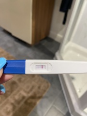 Positive pregnancy test or evaporation line?