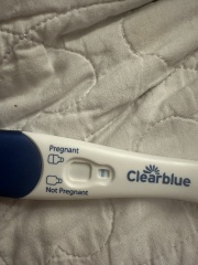 Line eyes please - 8dpo