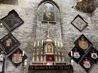 Struggling with Dorothy Dunnett!