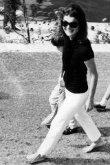 Are white skinny jeans a massive no no ?