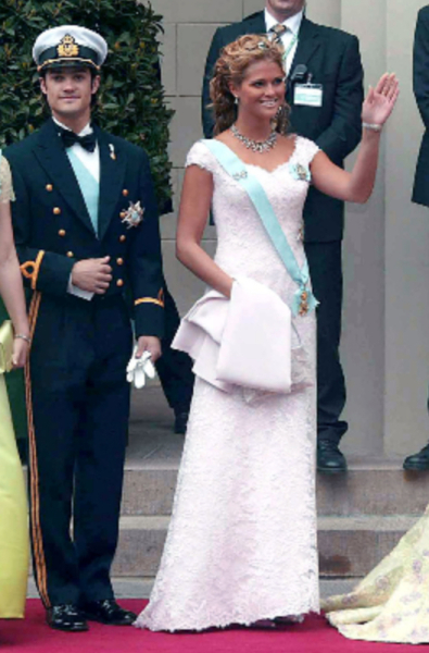 Royal Style: with hope, our threads continue