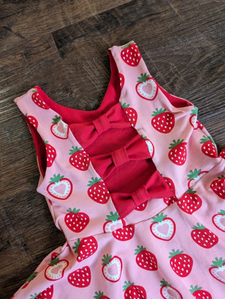 Stitch and bitch thread #9. I have pressing concerns