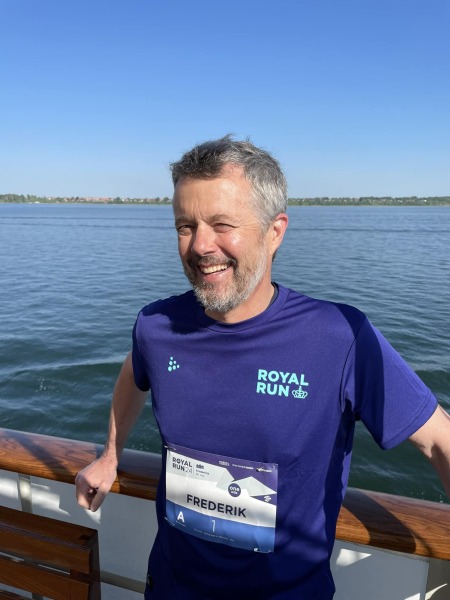 Royal Style - C.Rexing towards summer with hopes for happy days ahead