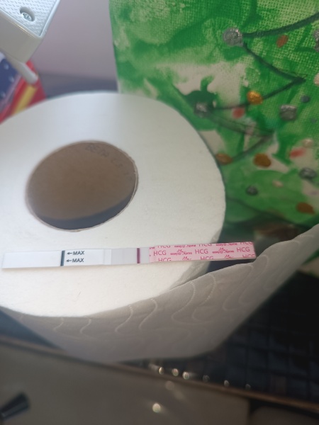 Faint line 9dpo