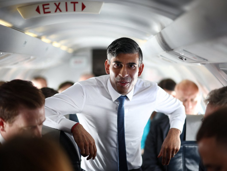 Thread 45 Sunak; Remove one letter and tell his future"