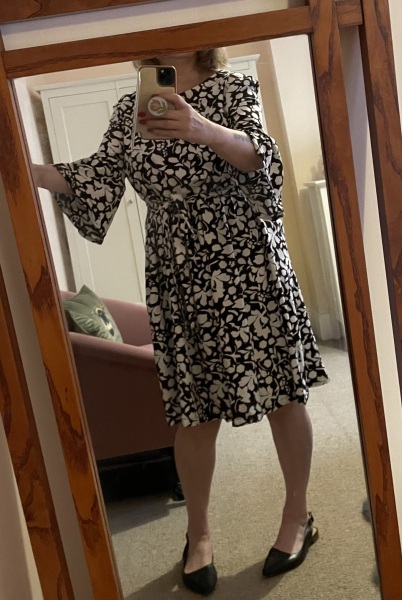 Stitch and bitch thread #9. I have pressing concerns