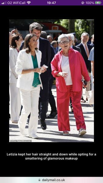 Royal Style - C.Rexing towards summer with hopes for happy days ahead