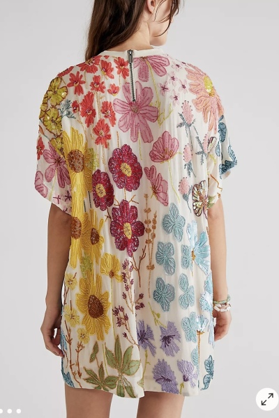 Please suggest shoes for this dress
